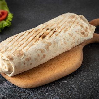 მექსიკური ჩედარის ყველით ლავაშში