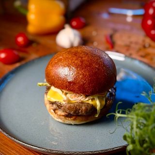 Классический чиз бургер