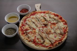 პიცა ქათმის ხორცით (33 სმ)