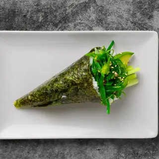 Aguacate pepino wakame