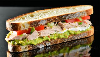 Sandwich tunavocado