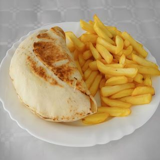 Shawarma Relleno con Patatas Fritas Normal
