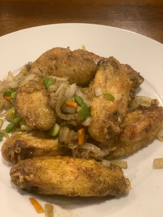 Alitas De Pollo A La Sal Y Pimienta (7 Uds.)