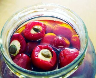 Pepperoni Relleno con Queso de Cabra (8 unidades)