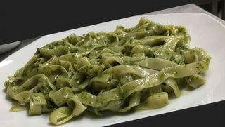 Pasta pesto alla genovese