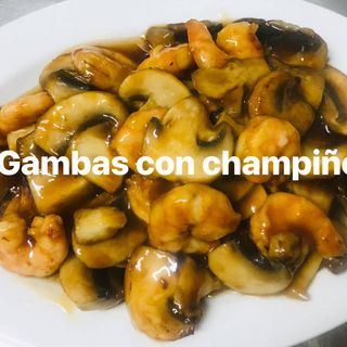 Gambas con champiñon