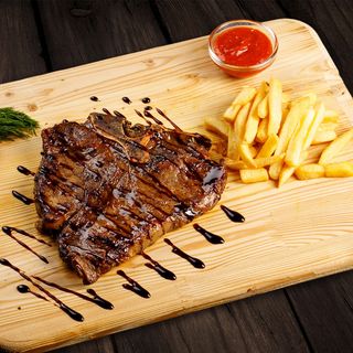 Стейк Ти-Бон (350 гр.) + (100 гр.) картофель фри