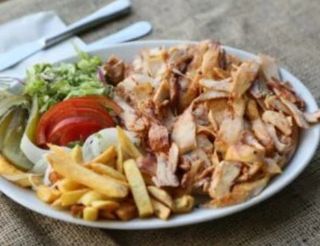 32. Bbq Plato Pollo Y Patatas