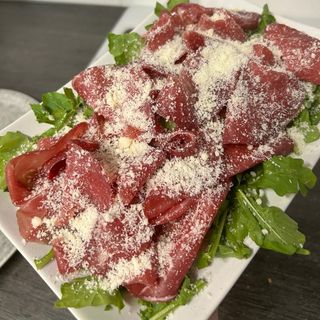Ensalada de bresaola 