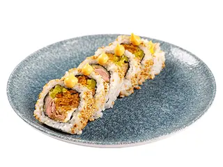 Uramaki Tuńczyk w tempurze z chrupiącym kimchi