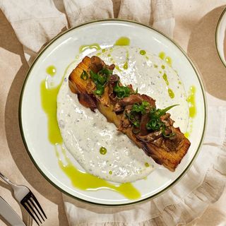 Gratină cu sos Fungi și gălbiori