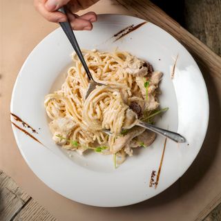 Паста з куркою (300г)