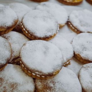 Flautas De Almendra Con Bienmesabe