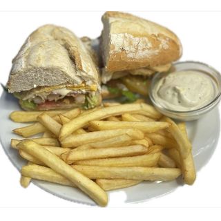 BOCATA CALAMARES EL TARO