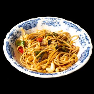 Tallarines Salteados Con Anacardos