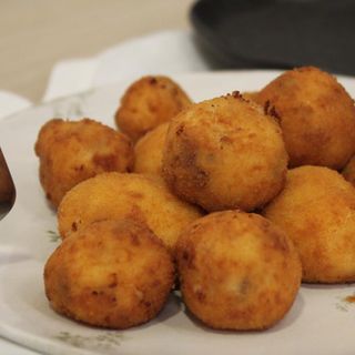 Mini Croquetas de Chorizo