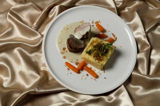 Muschiulet de porc cu sos gorgonzola