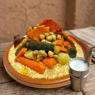 Couscous Moyen Au Poulet