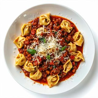 Delizia di cappelletti al ragù