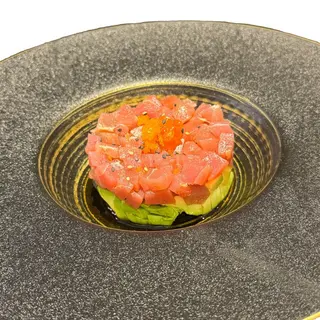 52. Tartar De Atún