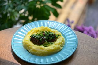 კატლეტი და პიურე  250 გრ