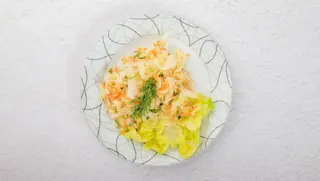 Surówka z białej kapusty (90 g)