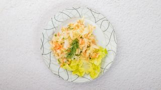 Surówka z białej kapusty