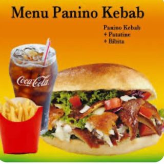 Panino, patatine e lattina