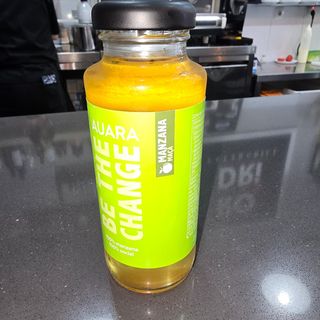 Zumo auara de manzana