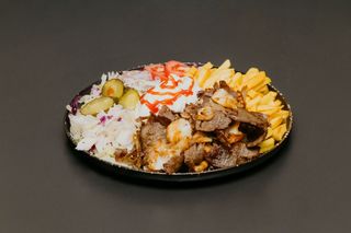 Shaorma mixt pui-vita farfurie