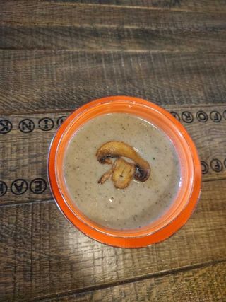 Supă cremă de ciuperci