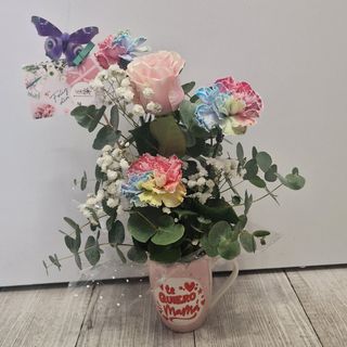 Taza "Te Quiero Mamá" Rosa y Claveles