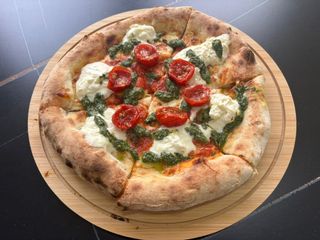 სტრაჩატელა პესტოთი