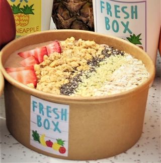 Strawberry protein bowl 