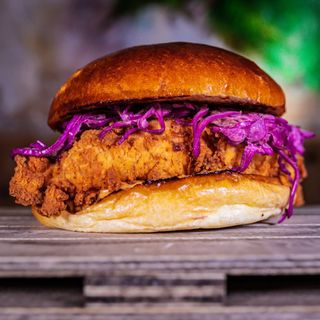 Spicy chicken burger