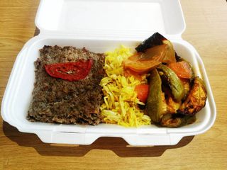 Крехко телешко със зеленчуци (350г)