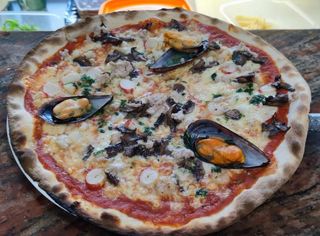 Pizza Infantil Frutti Di Mare (24 cm.)
