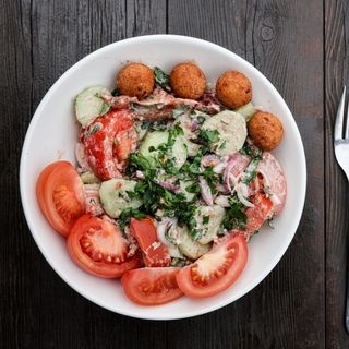 ტრადიციული სალათი