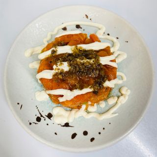 81. Tartar De Salmón