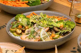 Poke bowl saumon