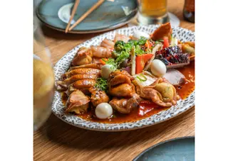 Kam Lu