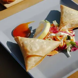 Chicken chamuça (2 peças)