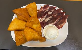 Uštipci sa suhim mesom