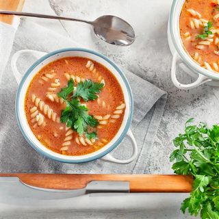 Zupa pomidorowa z makaronem