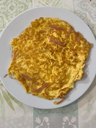 Huevos Fritos con Jamón, Tortilla