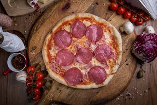 Pizza Prosciutto e salami Ø32cm