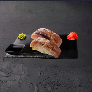 Nigiri Atún Flambeado, Dos Piezas
