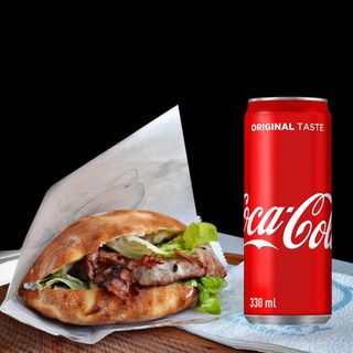 Hamburger + Coca-Cola