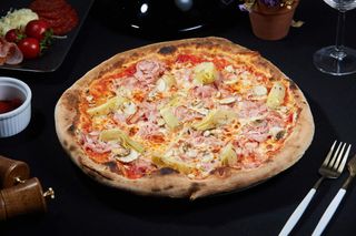 Pizza Capriciosa Ø 40cm