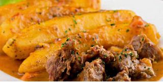 Beef Katogo (Matooke+vegetable rice )